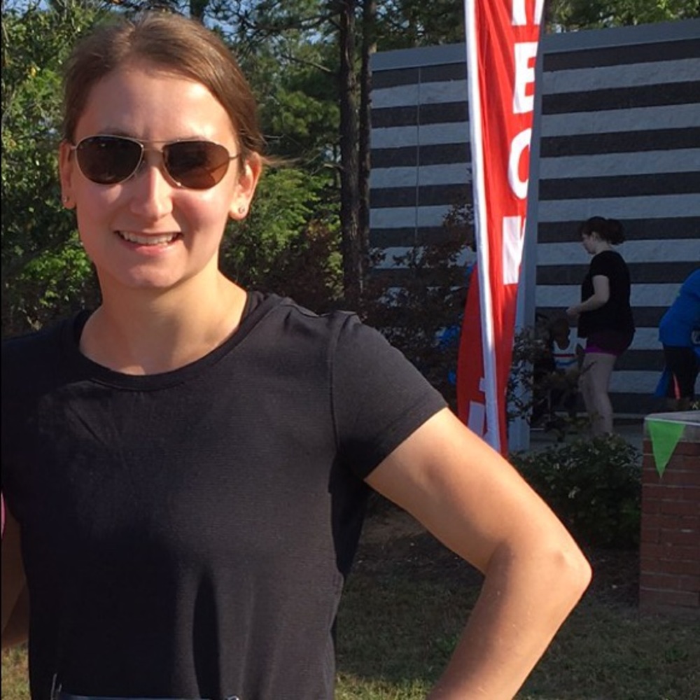 Meet your Posher, Elizabeth